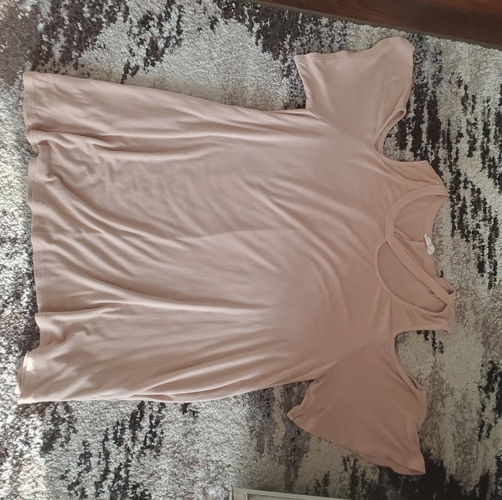 Top - Picture 2 of 2